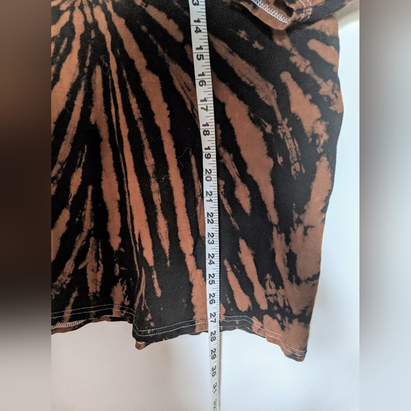 Desert Dreamer Oversized Tie Dye Tee Sun Moon Butterflies Black and Brown M/L - Picture 9 of 9